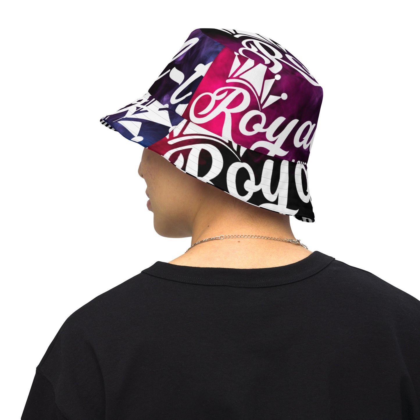 Reversible bucket hat